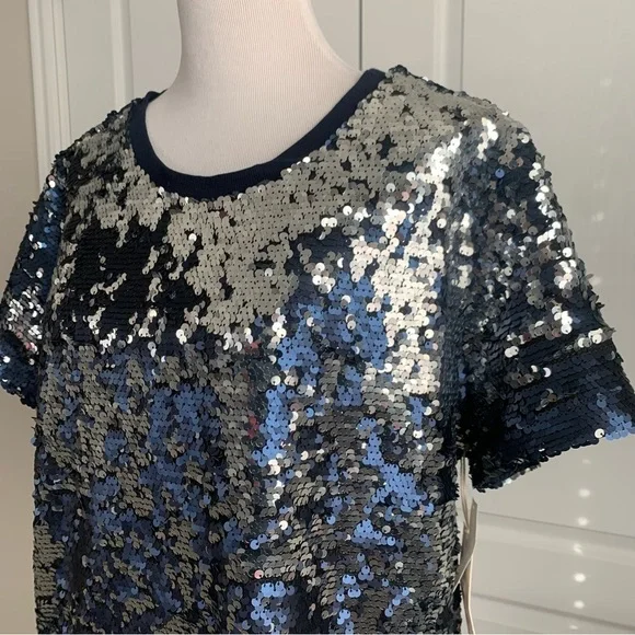 Two by Vince Camuto Flip Sequin Top - Picture 8 of 12